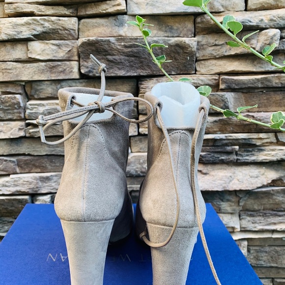 Stuart Weitzman boots - Picture 3 of 10